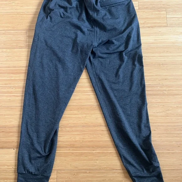 Vuori L Men's Ponto Performance Jogger - Picture 5 of 5